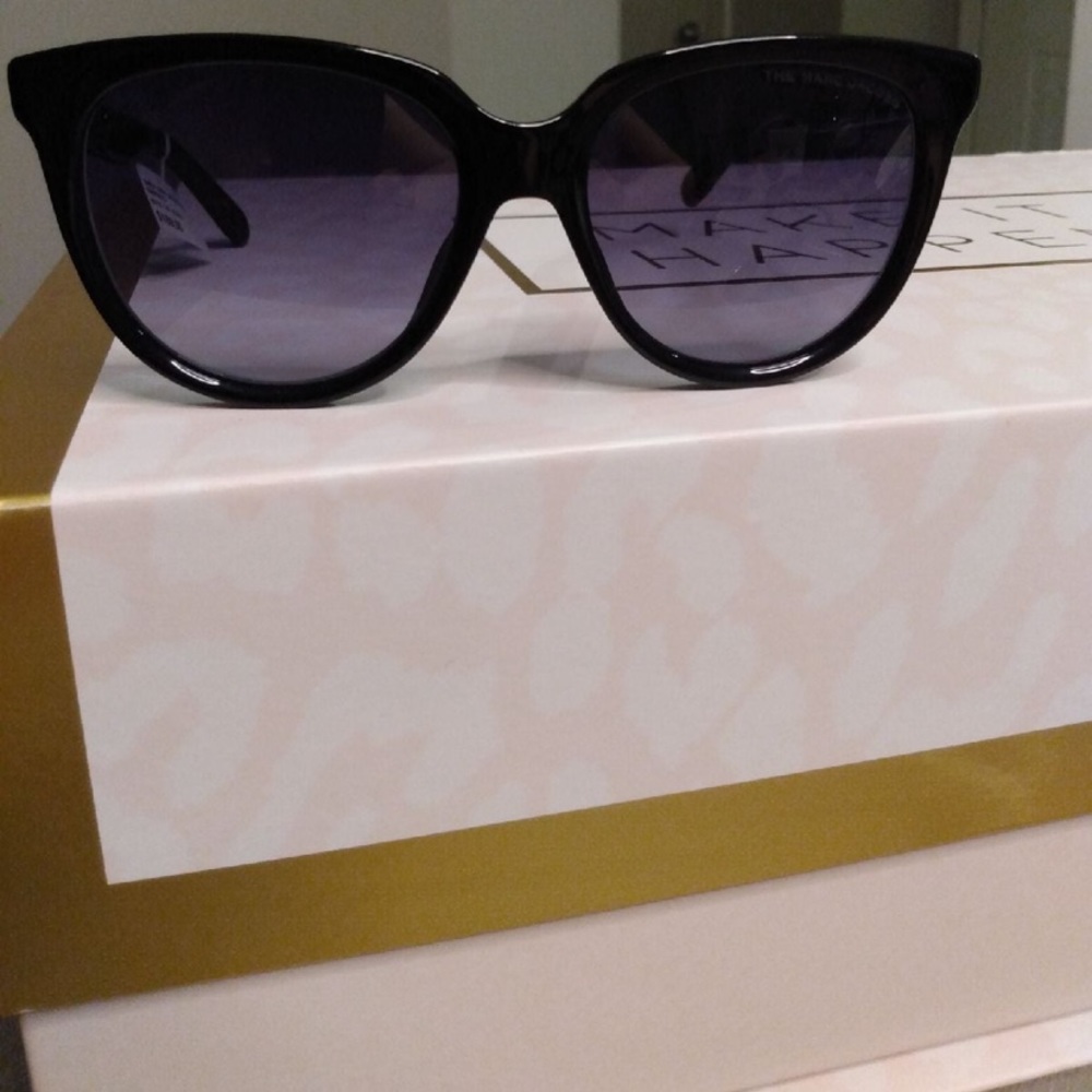 Marc Jacobs sunglasses